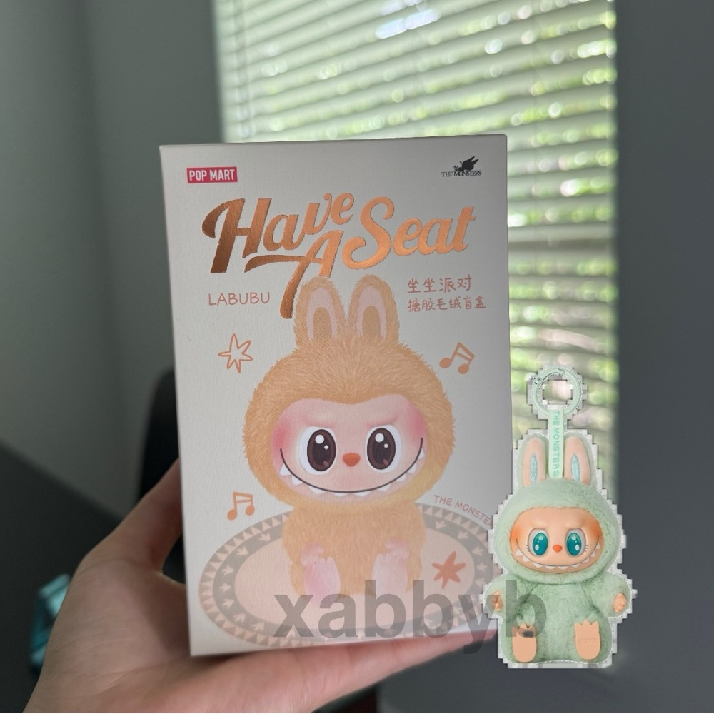 SEALED - Have A Seat QUQU pendant